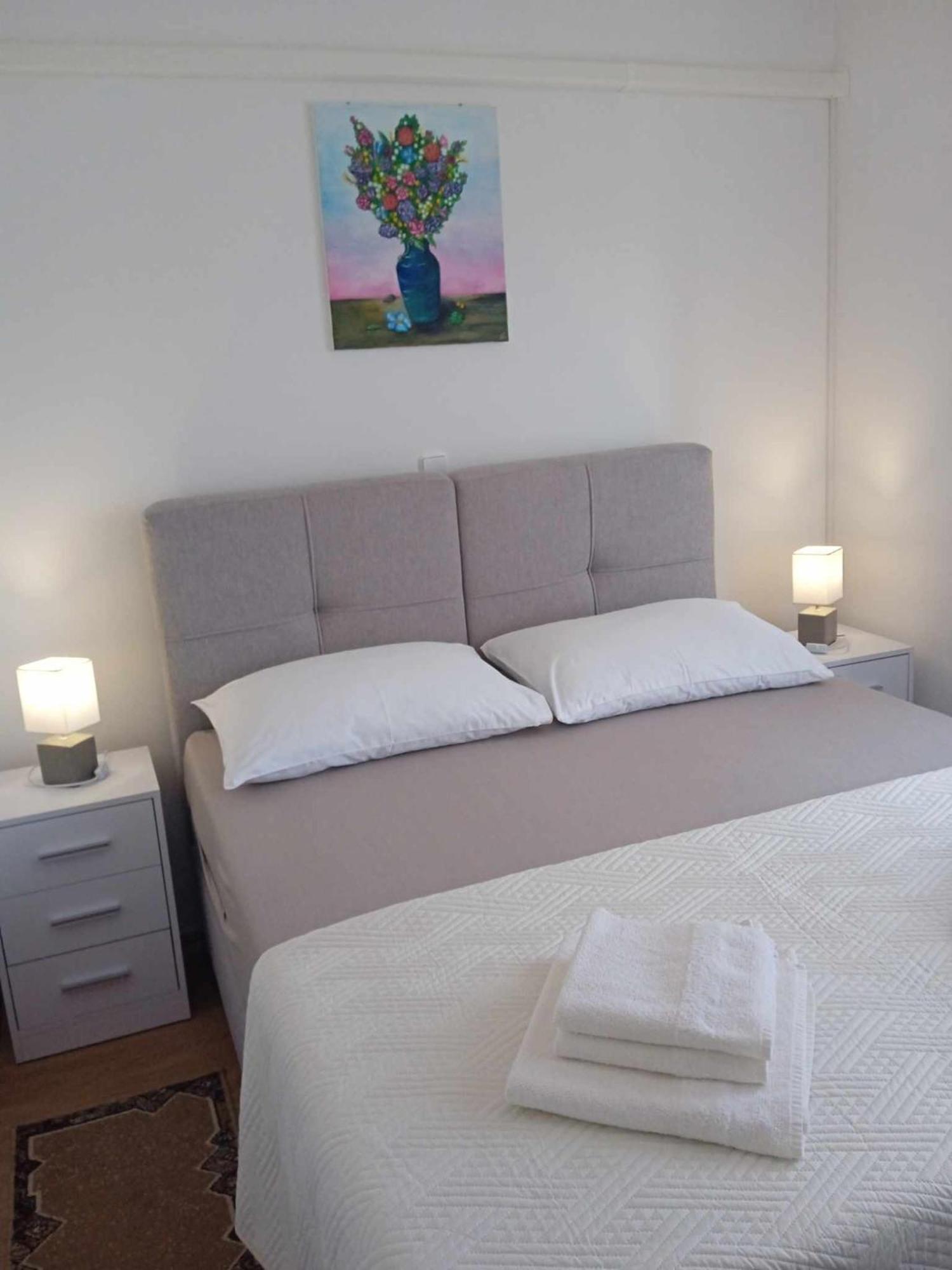 Apartmani Vesna Lun  Dış mekan fotoğraf